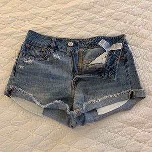 Light wash American Eagle denim shorts